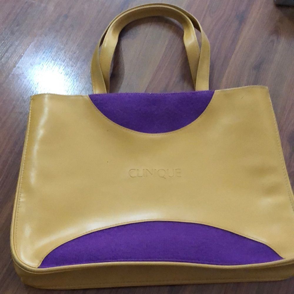 Vintage MOD Clinique vinyl bag.